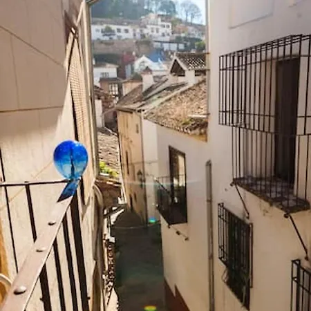 Comfortable In With Air Conditioning Granada